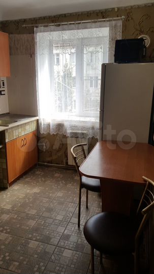 2-к. квартира, 40 м², 1/3 эт.