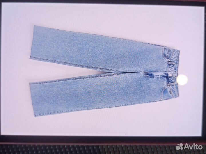 Джинсы и вещи пакетом