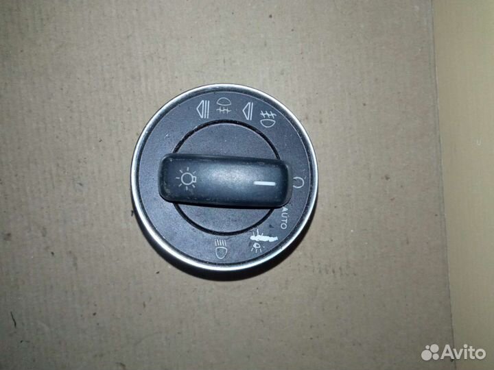 Audi A8 D3 блок переключения света