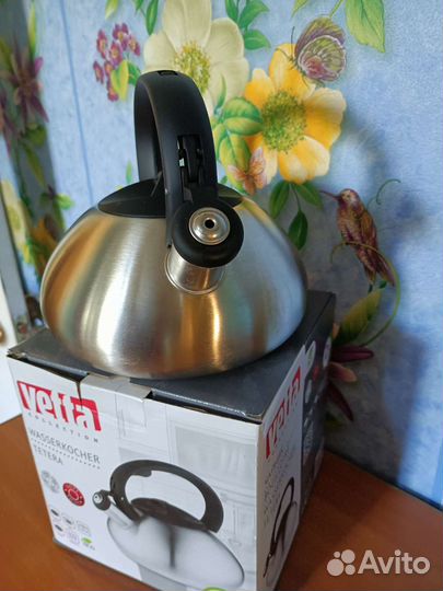 Чайник со свистком новый