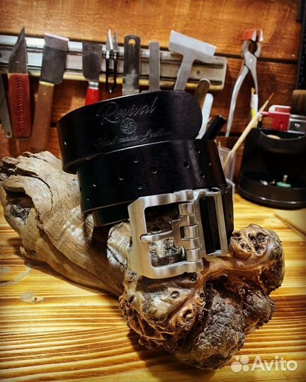 Ремень из кожи ручной работы