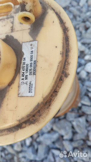 Бензонасос на mitsubishi colt 2007