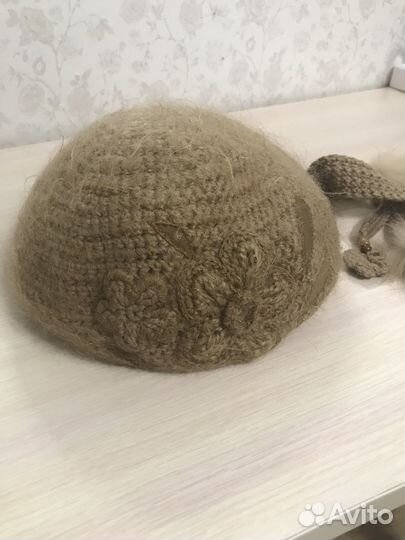 Тёплая шерстяная шапка на завязках