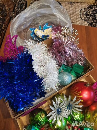 Новогодние украшения
