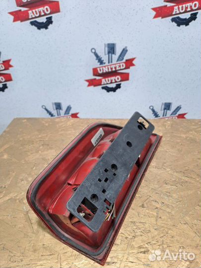 Фонарь правый Mercedes Benz Sprinter W903 611.981