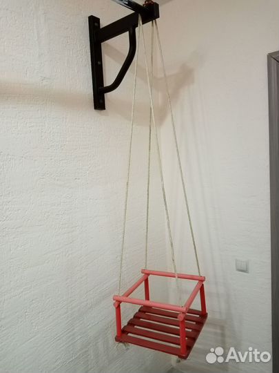 Детская качель подвесная