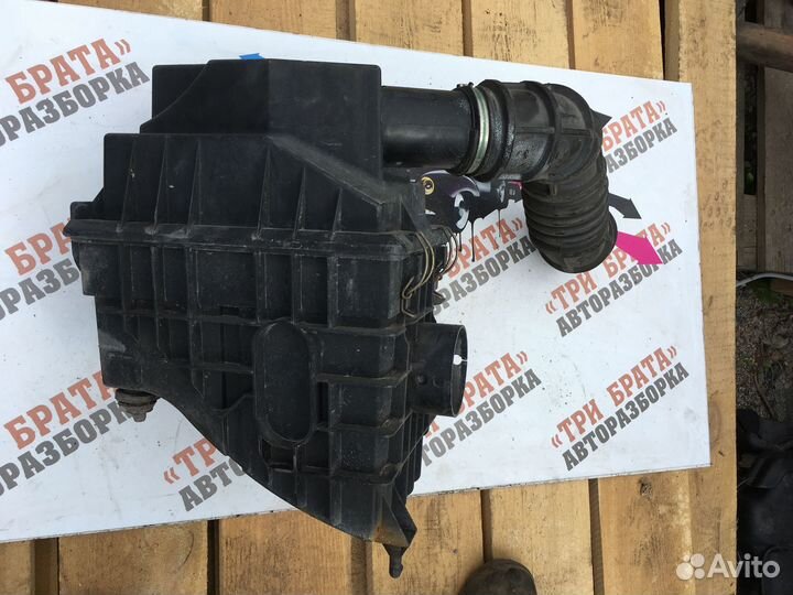 Форд Транзит Корпус воздушного фильтра