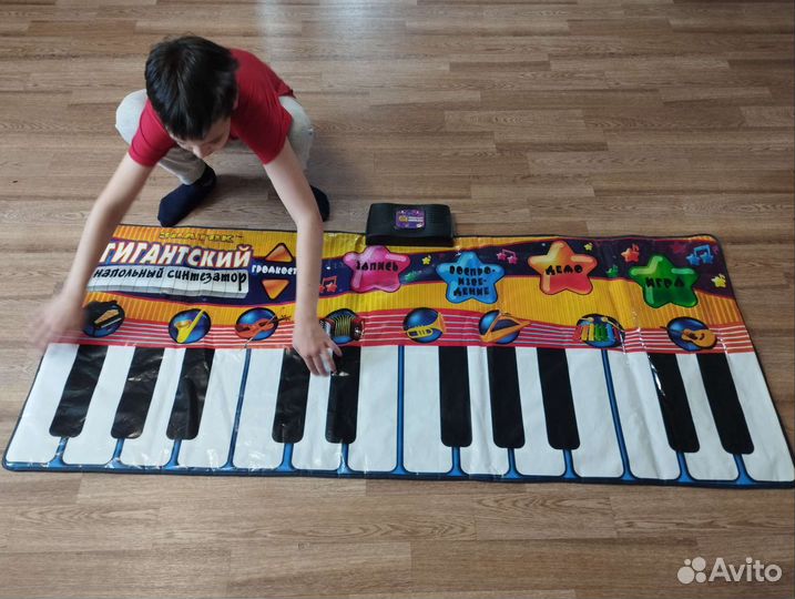Цифровое пианино напольное