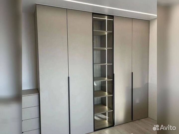 Шкаф встроенный