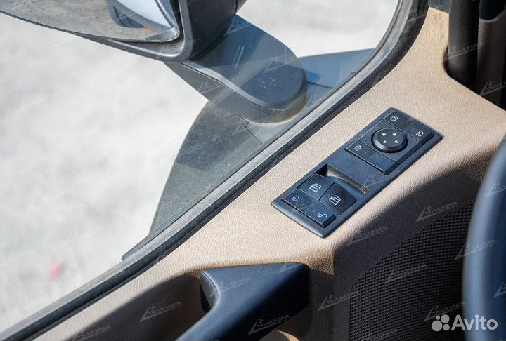 Mercedes-Benz Actros, 2023