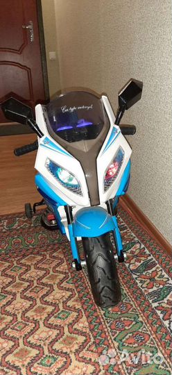 Электромобиль