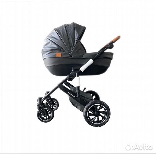 Коляска для новорождённых Luxmom