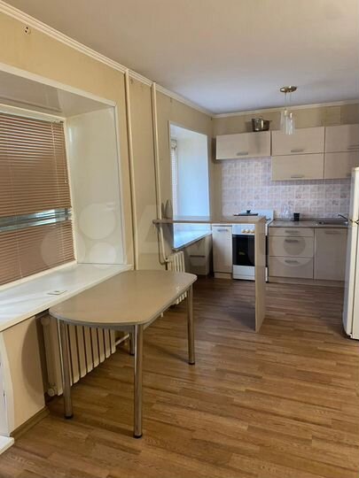 2-к. квартира, 53 м², 4/5 эт.