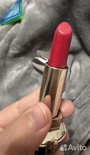 Помада с футляром из железа и двумя зеркалами