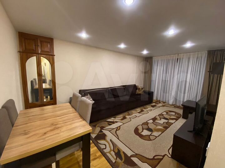 3-к. квартира, 55 м², 1/4 эт.