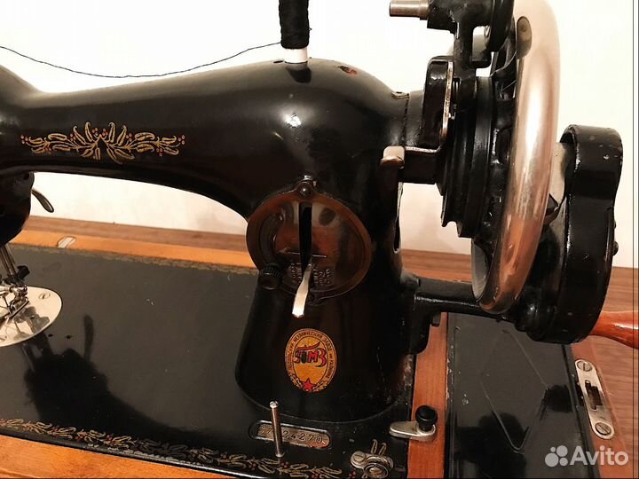 Швейная машинка пмз им. Калинина В Отличном рабоче