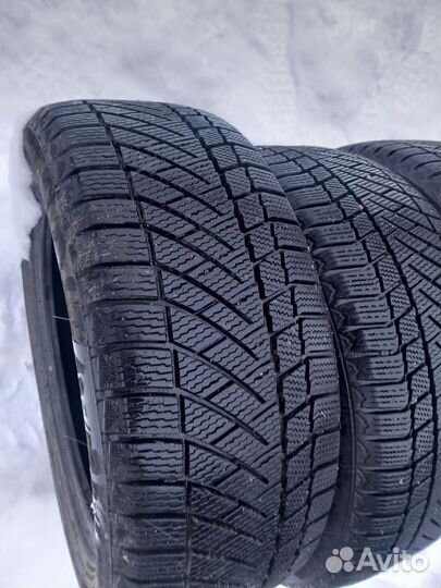 Continental ContiVikingContact 6 195/55 R15 89T