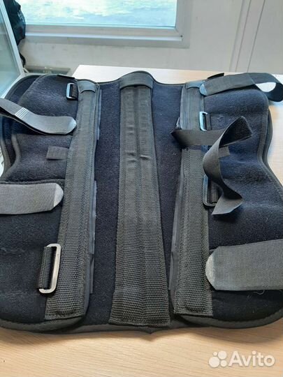 Тутор Колено защита