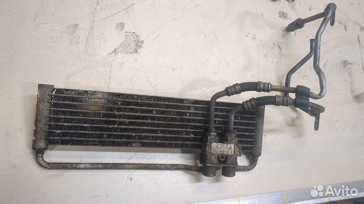 Радиатор масляный Mercedes S W221, 2008