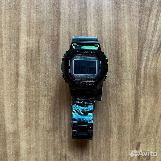 Часы Casio чёрные новые