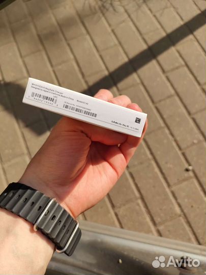 Беспроводная зарядка на iPhone magsafe