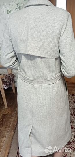 Пальто женское 42 44