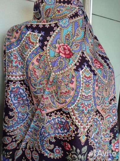 Павловопосадские платки 135х135