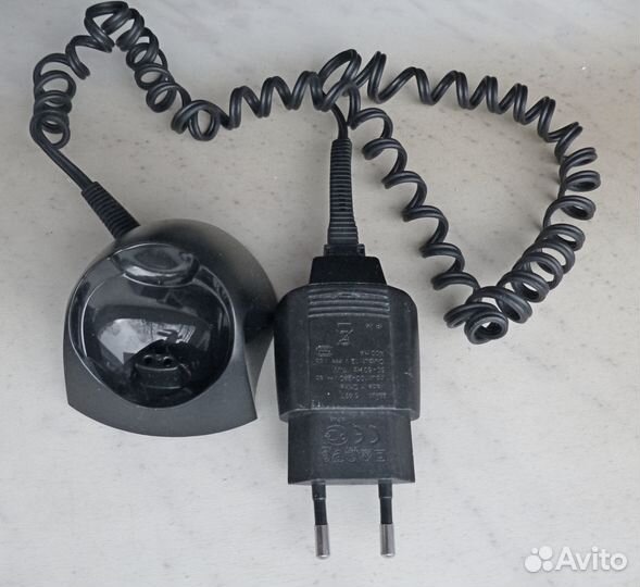 Зарядка для бритв и триммеров Braun 5715