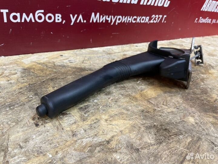 Рычаг стояночного тормоза Renault Logan