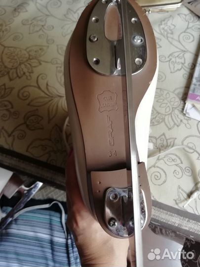 Коньки фигурные