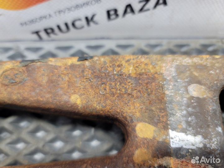 41271296 Кронштейн переднего амортизатора нижний л