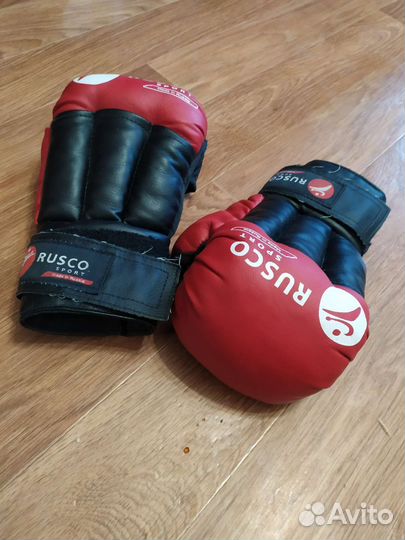 Перчатки для рукопашного боя