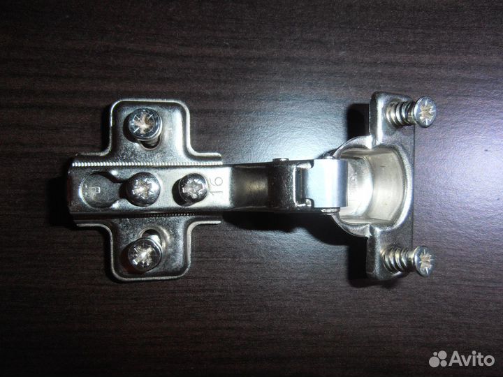 Петли мебельные Hettich, диаметр чашки 26 мм