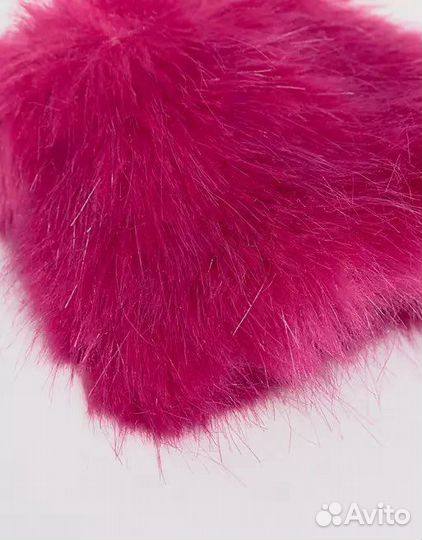 Меховой воротник и манжеты ASOS розовый
