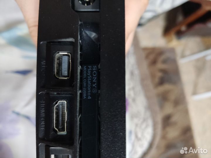 Sony PS4 slim 1tb ssd