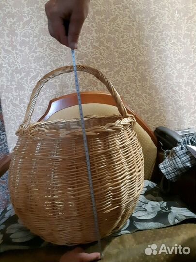 Корзина плетеная из лозы