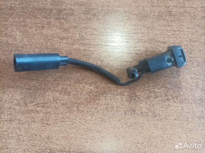 61667110851 Форсунка омывателя бмв