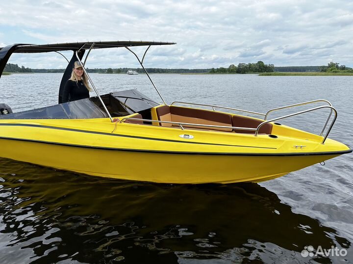 Аренда скоростного катера Касатка 12 мест