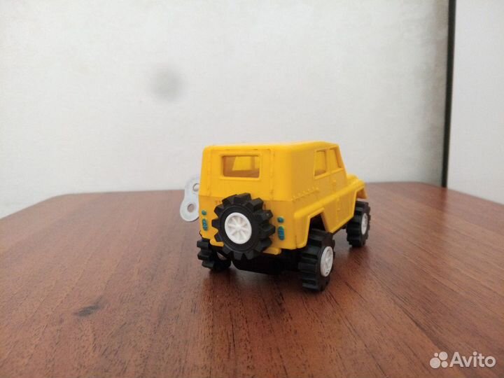 Игрушки СССР. УАЗ