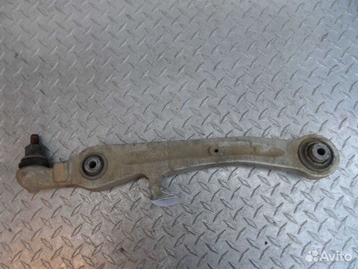 Рычаг передний левый нижний Audi A8 D3