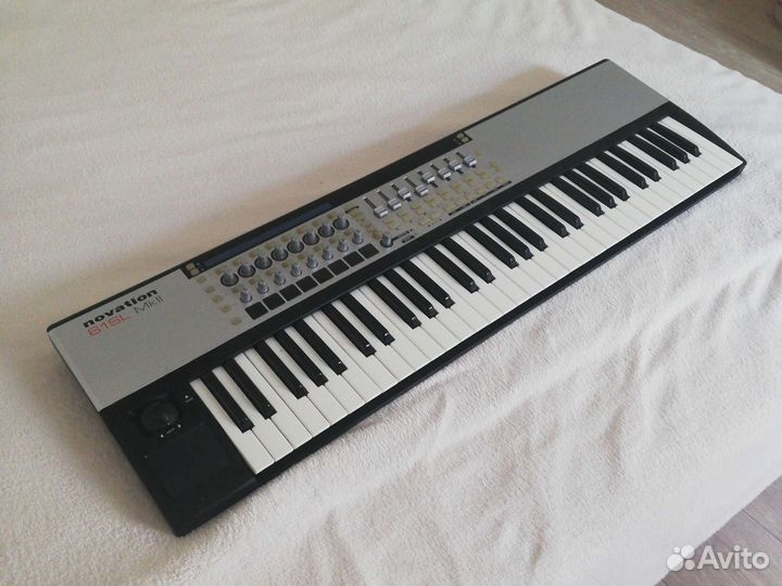 Midi клавиатура novation 61sl mk2