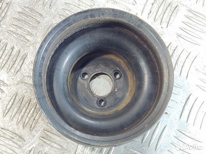 Шкив водяного насоса помпы Range rover sport 2005