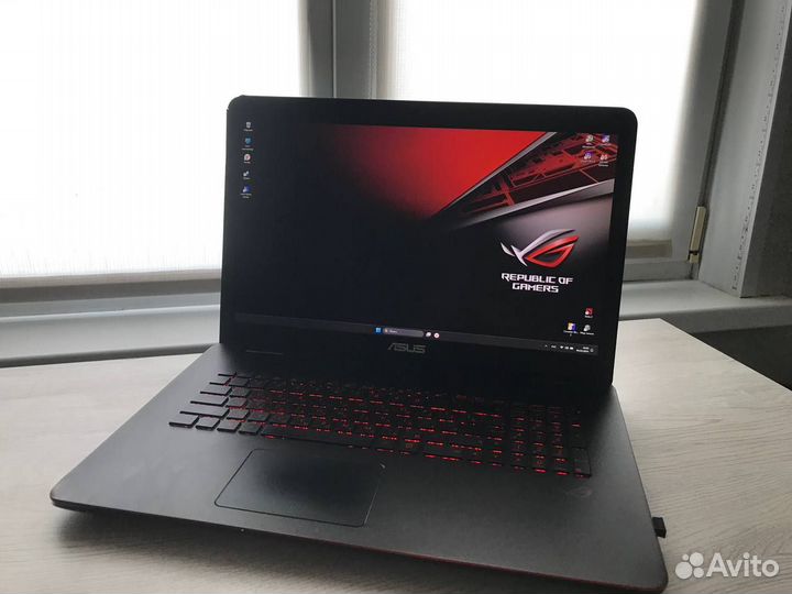Игровой ноутбук Asus ROG G771JW i7/16GB/GTX 960M