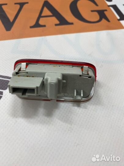 Подсветка двери Vw Passat B6 3.2 2008