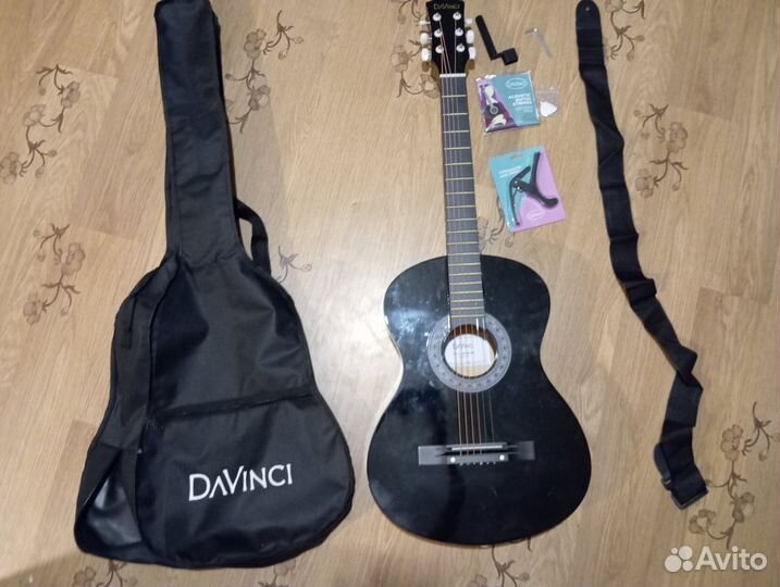 Набор с акустической гитарой