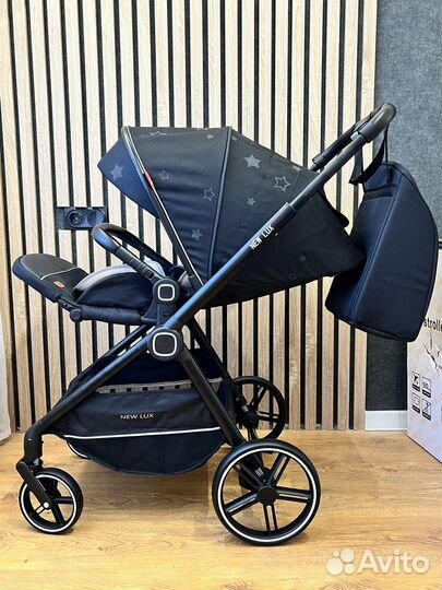 Универсальная, стильная, демисезонная Коляска