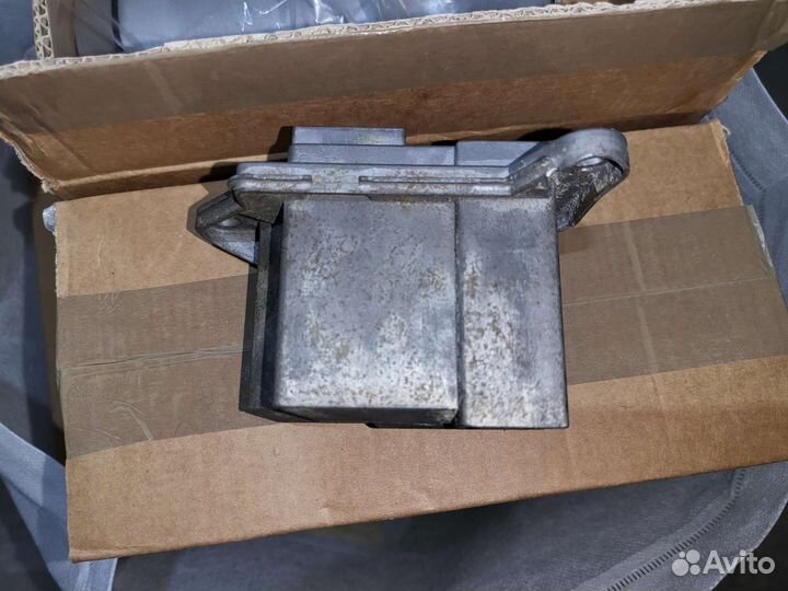 Замок зажигания колодка руля Equus Mohave