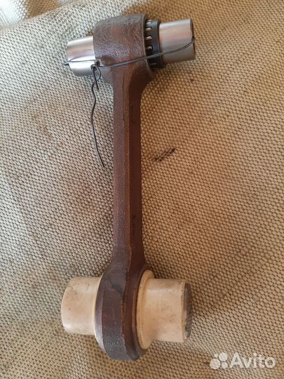 Шатун чезет 250