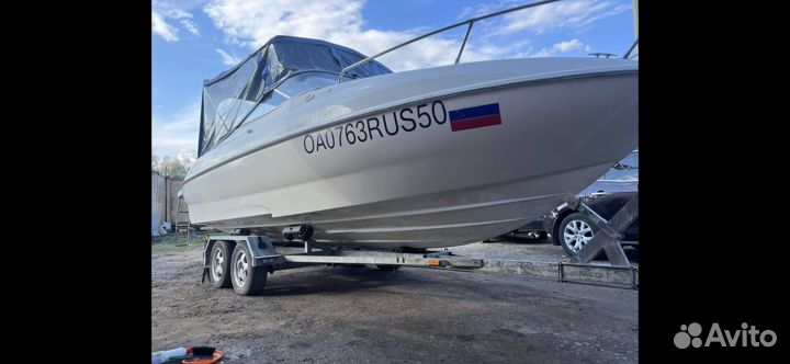 Bayliner 212 capri