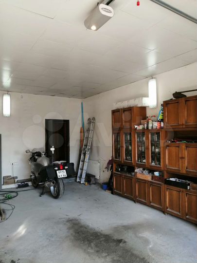 Коттедж 197 м² на участке 14,7 сот.